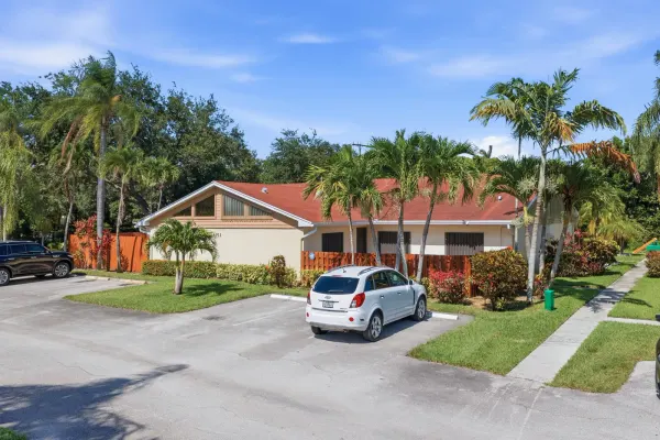 4353 Woodstock Drive B, West Palm Beach, FL 33409