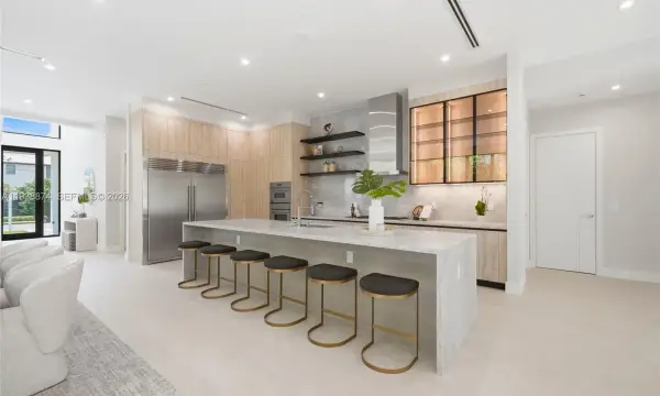 1117 SE 9th Street, Fort Lauderdale, FL 33316