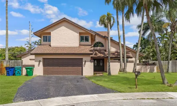 8650 SW 57th Court, Cooper City, FL 33328
