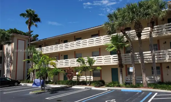3231 NW 103rd Terrace 208c, Coral Springs, FL 33065