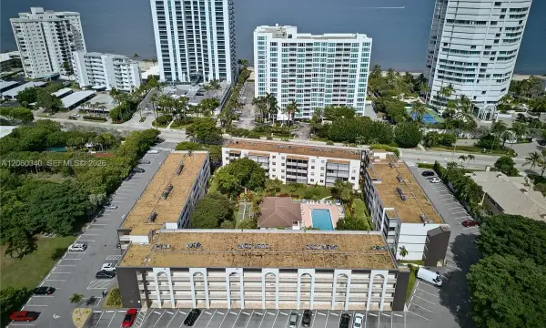 1541 S Ocean Boulevard 313, Lauderdale-By-The-Sea, FL 33062, Lauderdale By The Sea, FL, 33062