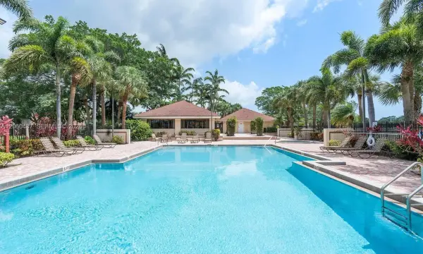839 Blue Ridge Circle 839, West Palm Beach, FL 33409