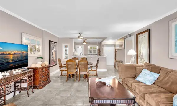 201 SE 11th Terrace 303, Dania Beach, FL 33004