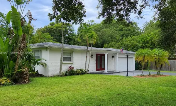 4020 SW 2nd Street, Plantation, FL 33317