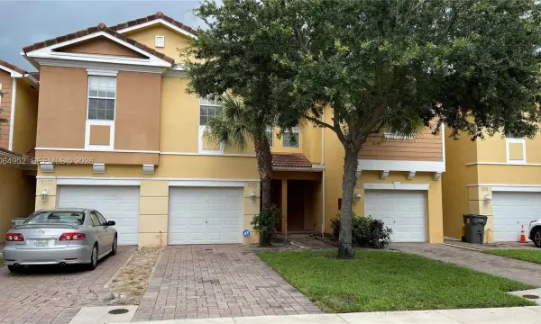 1015 Pipers Cay Drive, West Palm Beach, FL 33415