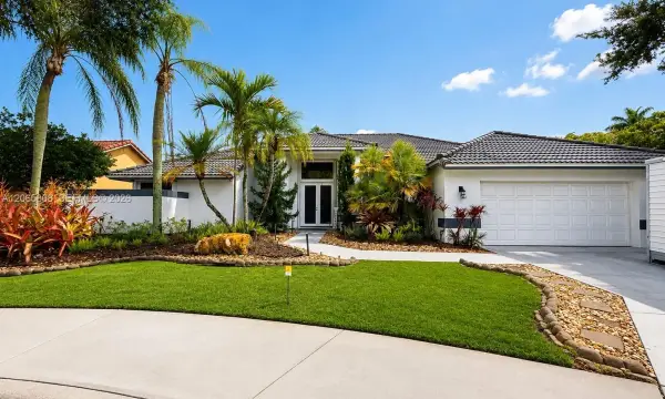 1097 Smoke Tree Court, Weston, FL 33326