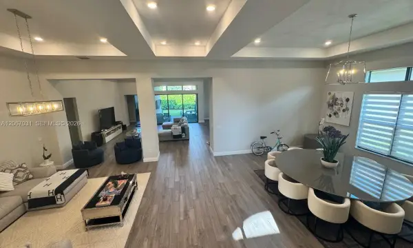 9296 Porto Way, Parkland, FL 33076