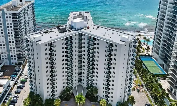 3001 S Ocean Drive 229, Hollywood, FL 33019
