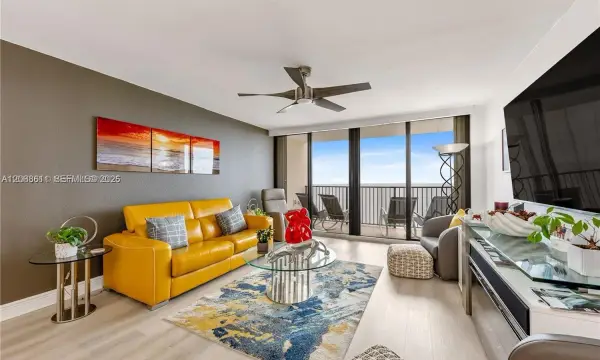 2201 S Ocean Drive 2202, Hollywood, FL 33019
