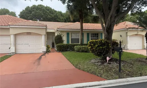 6207 Petunia Road, Delray Beach, FL 33484