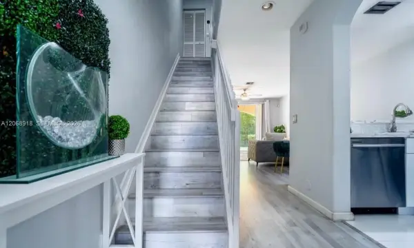 2517 SW 83rd Terrace 105, Miramar, FL 33025