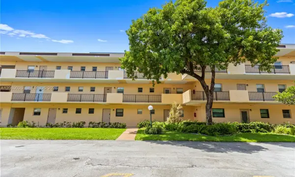201 Berkley Road 309, Hollywood, FL 33024