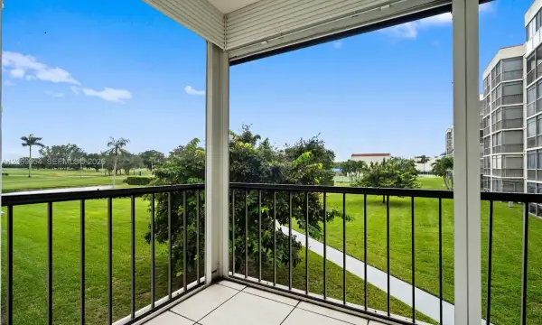 8900 Washington Boulevard 205, Pembroke Pines, FL 33025