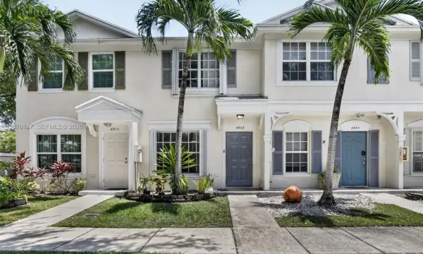 4902 SW 31st Terrace, Dania Beach, FL 33312
