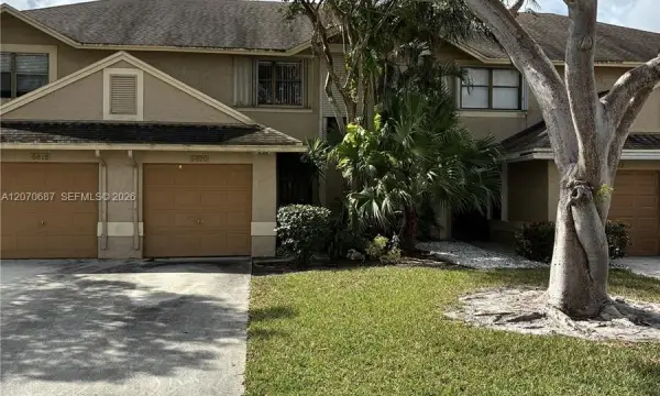5820 Northpointe Lane, Boynton Beach, FL 33437