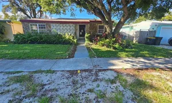 214 SW 2nd Place, Dania Beach, FL 33004