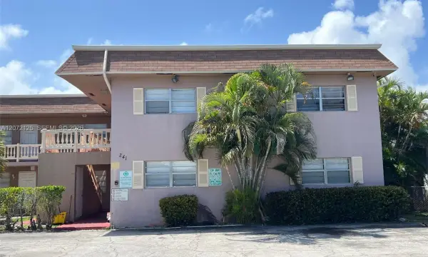 241 SE 9th Avenue 109, Pompano Beach, FL 33060