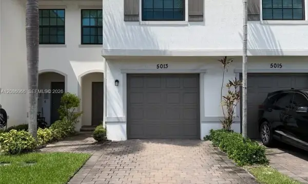 5013 Woods Edge Circle, Riviera Beach, FL, 33410