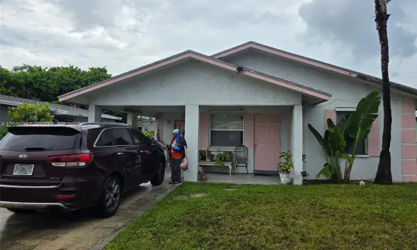 1306 W 23rd Street, Riviera Beach, FL, 33408