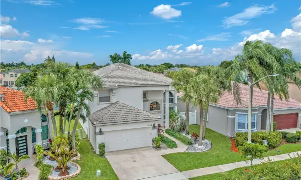 15922 NW 14th Place, Pembroke Pines, FL 33028