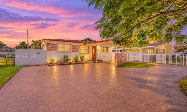 6508 Plunkett Street, Hollywood, FL 33023
