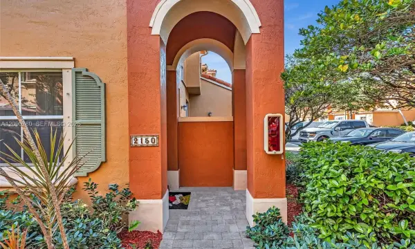 2150 Anchor Court, Unit 2310, Dania Beach, FL, 33312
