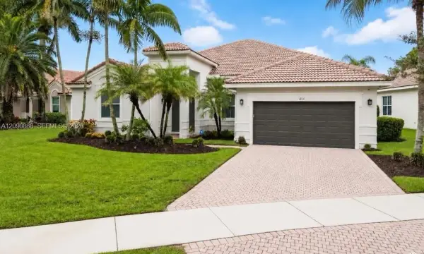 1654 Bunting Lane, Weston, FL 33327