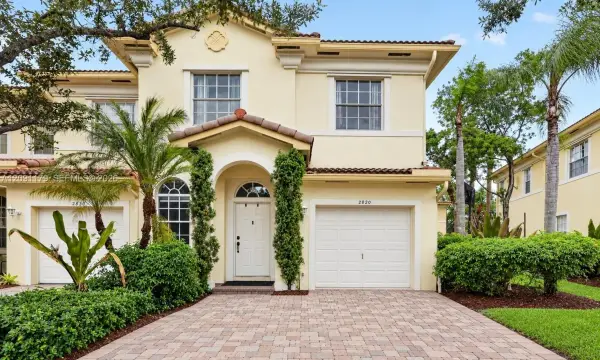 2820 SW 84th Terrace 105, Miramar, FL 33025