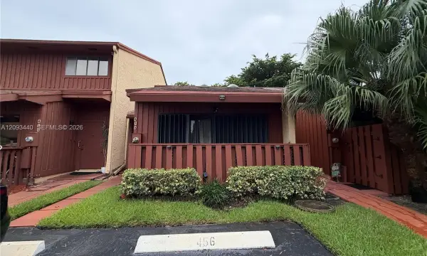 458 SE 11th Terrace, Dania Beach, FL 33004