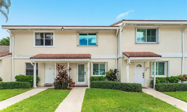 6386 Boca Circle, Boca Raton, FL 33433