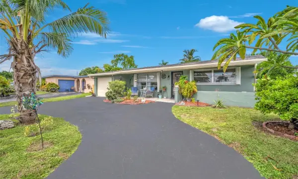9261 NW 24th Place, Sunrise, FL 33322