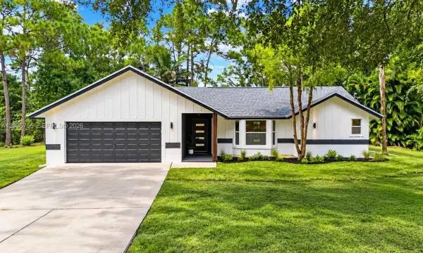18315 N 43rd Road, Loxahatchee, FL 33470