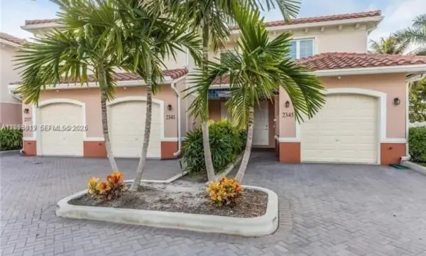 2341 SE 5th Street, Pompano Beach, FL 33062