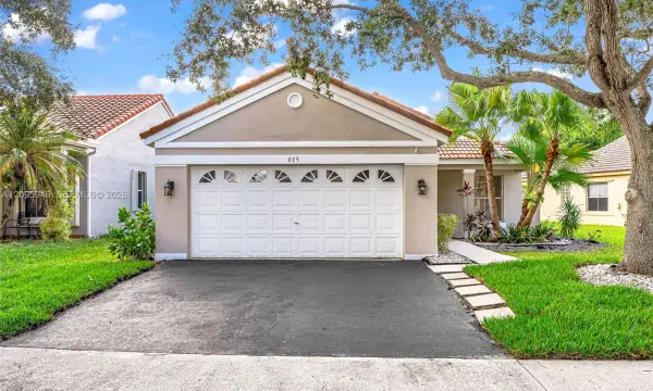 815 Falling Water Road, Weston, FL 33326