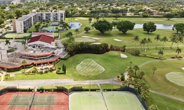 300 S Hollybrook Drive 203, Pembroke Pines, FL 33025