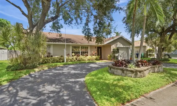 8421 NW 45th Street, Lauderhill, FL 33351