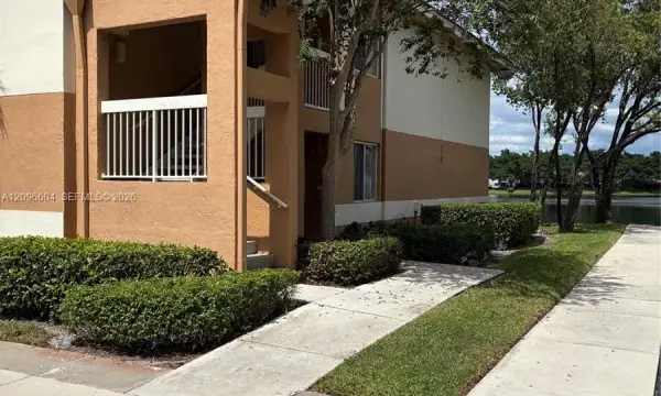 Address Withheld, Plantation, FL 33324