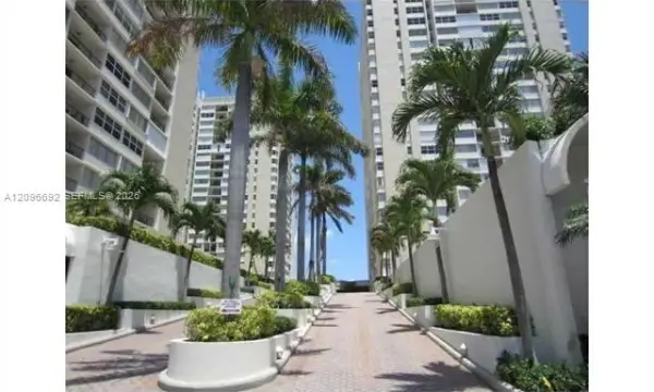 1880 S Ocean Drive 304, Hallandale Beach, FL 33009