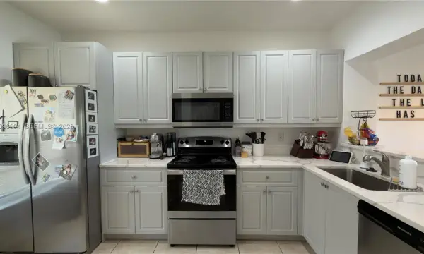 5060 Palmbrooke Circle, West Palm Beach, FL 33417
