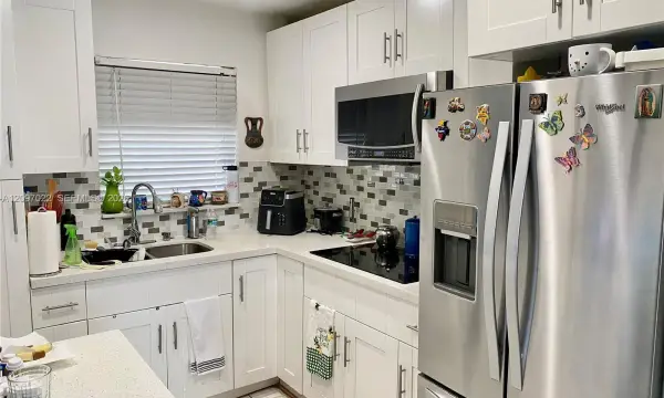 2900 W Sunrise Lakes Drive 304, Sunrise, FL 33322