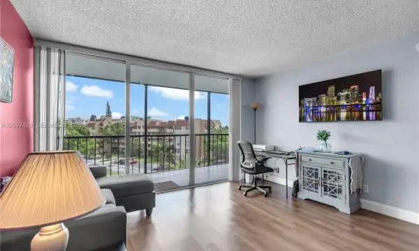 3821 Environ Boulevard 502, Lauderhill, FL 33319
