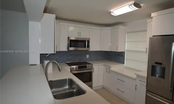 Address Withheld, Dania Beach, FL 33004