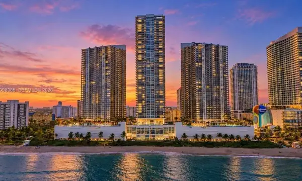 Address Withheld, Hallandale Beach, FL 33009