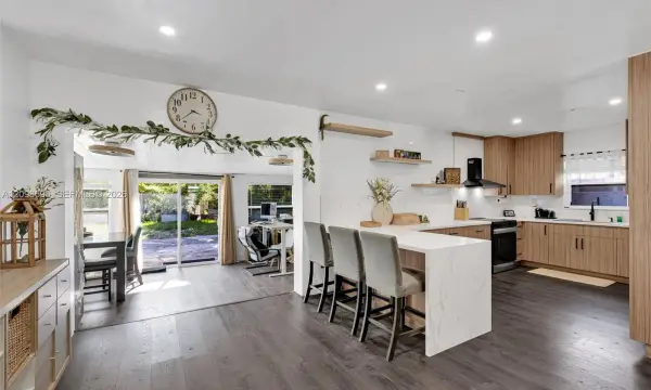 441 E Evanston Circle, Fort Lauderdale, FL 33312