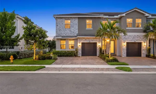 198 SW 170th Avenue, Pembroke Pines, FL 33027