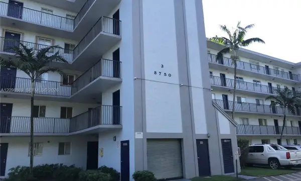 8750 N Sherman Circle 206, Miramar, FL 33025