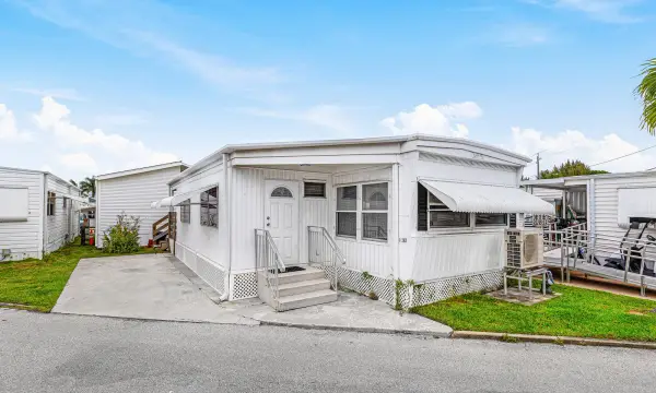 202 Palm Drive I, Briny Breezes, FL 33435