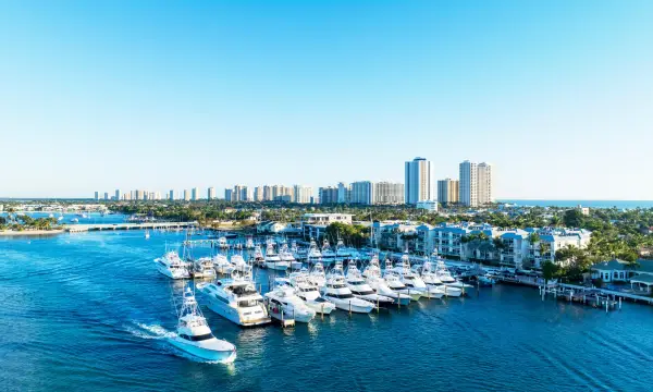178 Lake Drive 4102, Palm Beach Shores, FL 33404