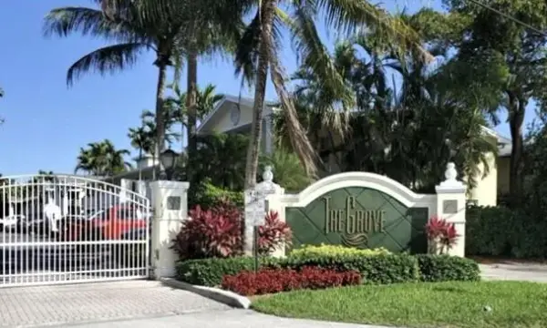 2660 NE 8th Avenue 302, Wilton Manors, FL 33334