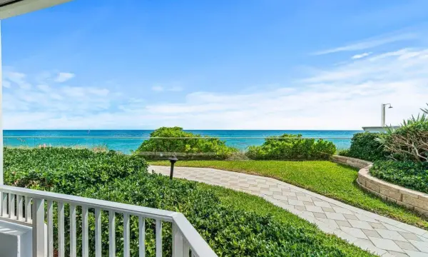 5200 N Ocean Drive 102, Singer Island, FL 33404